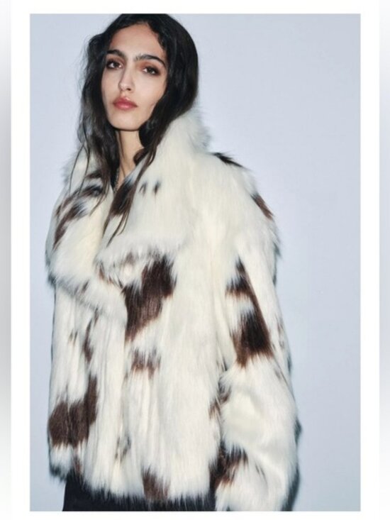 Zara Jackets & Blazers - ZW COLLECTION FAUX FUR JACKET LIMITED EDITION